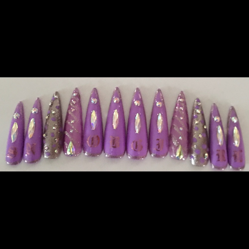 Lavender SNOB GIRL X-LONG stiletto Press on Nails